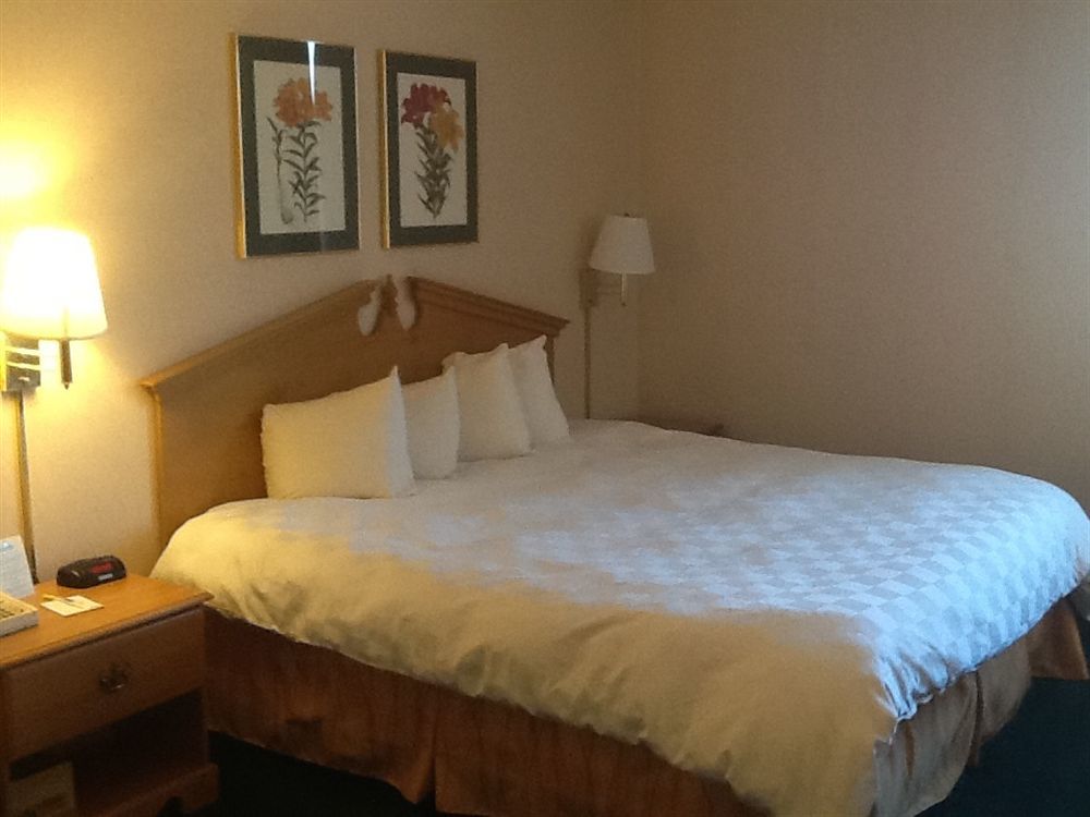 Key Inn Roseville Buitenkant foto